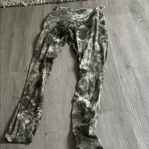 lululemon olive green leggings with tag